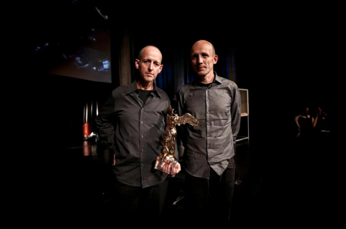 282_The Pendulum Choir - André e Michel Décosterd