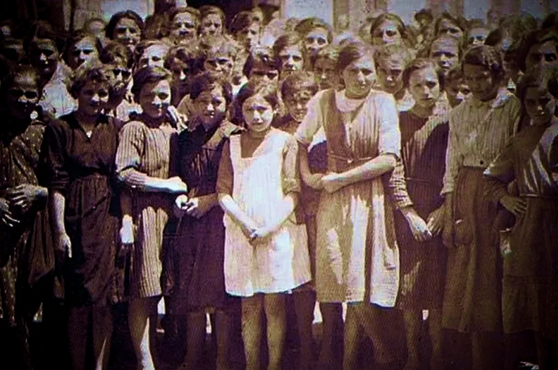 35_le filandere donne