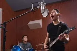 insegnante di canto moderno