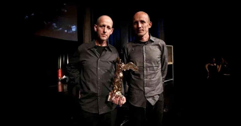 282_The Pendulum Choir - André e Michel Décosterd